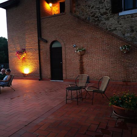 Agriturismo Podere S. Croce Saturnia Exterior photo